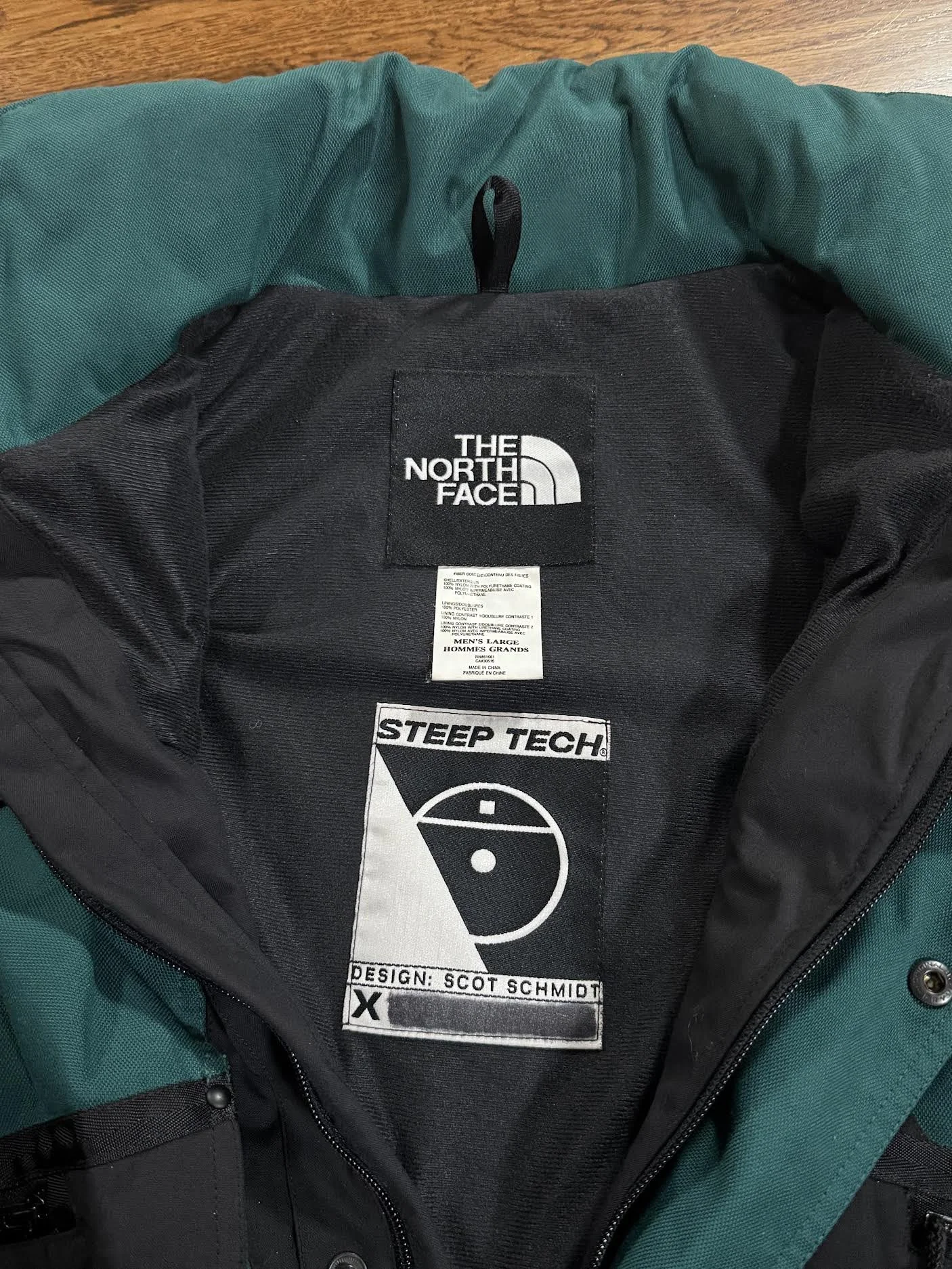 Vintage The North Face Steep Tech Black / Green Jacket (Size